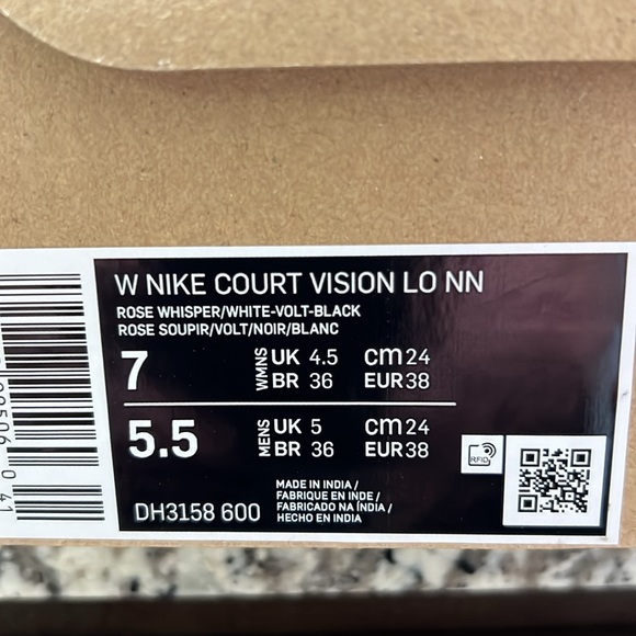 Like New Nike Court Vision - Picture 2 of 5
